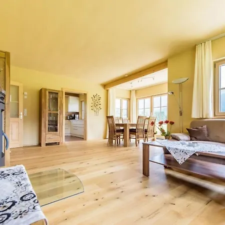 With 4 Bedrooms * バート・ミッテルンドルフ