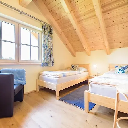 別荘 With 4 Bedrooms